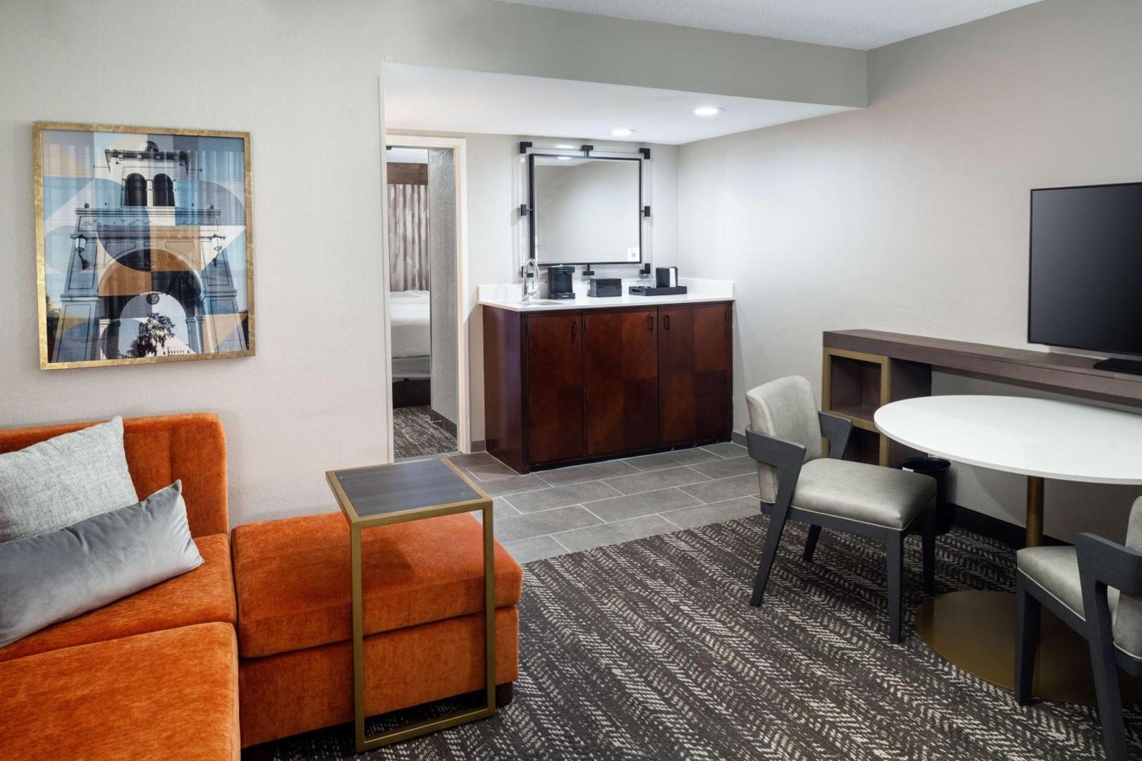Embassy Suites Orlando North