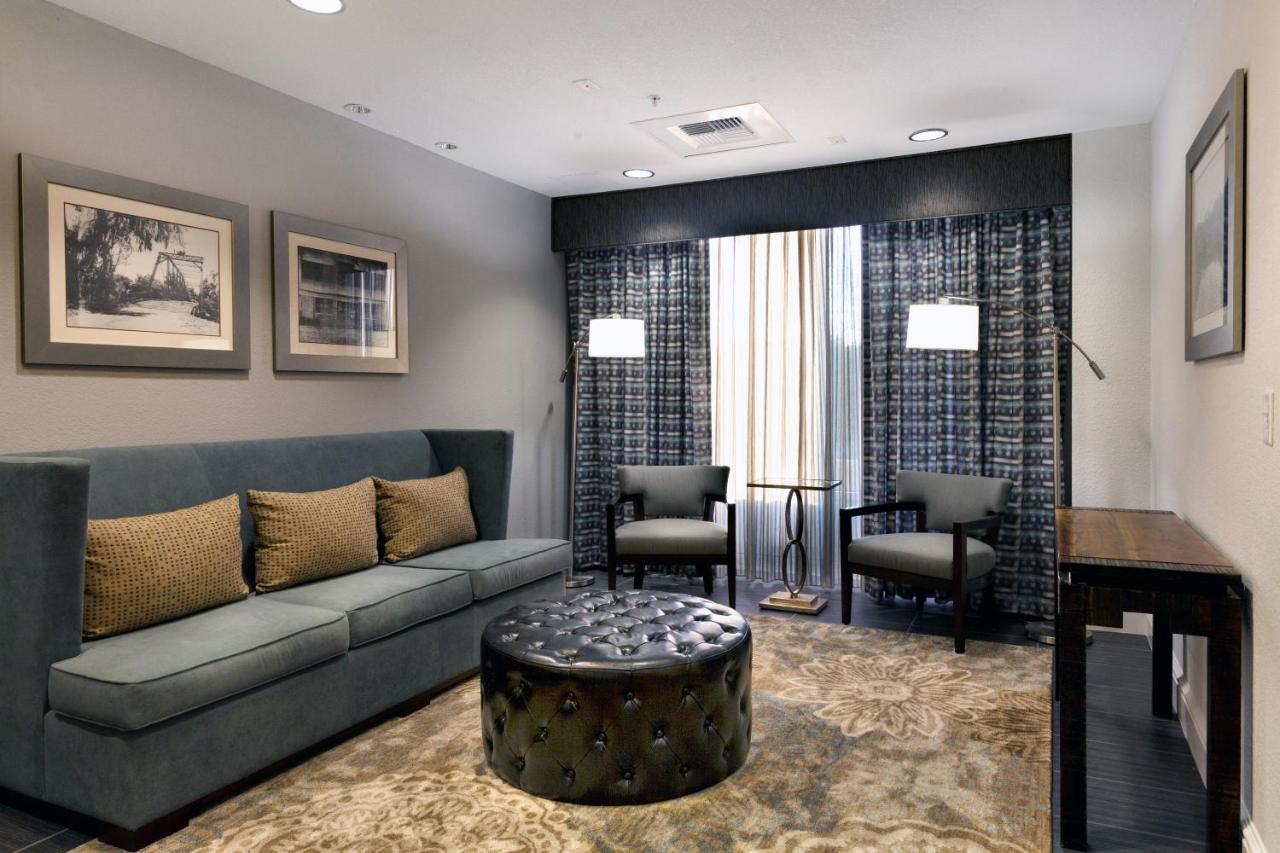Holiday Inn Express Hotel & Suites Arcadia
