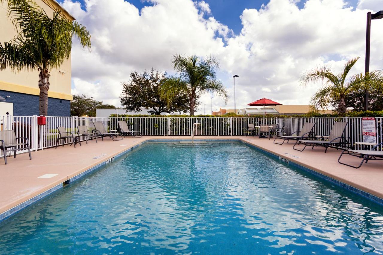 Holiday Inn Express Hotel & Suites Arcadia