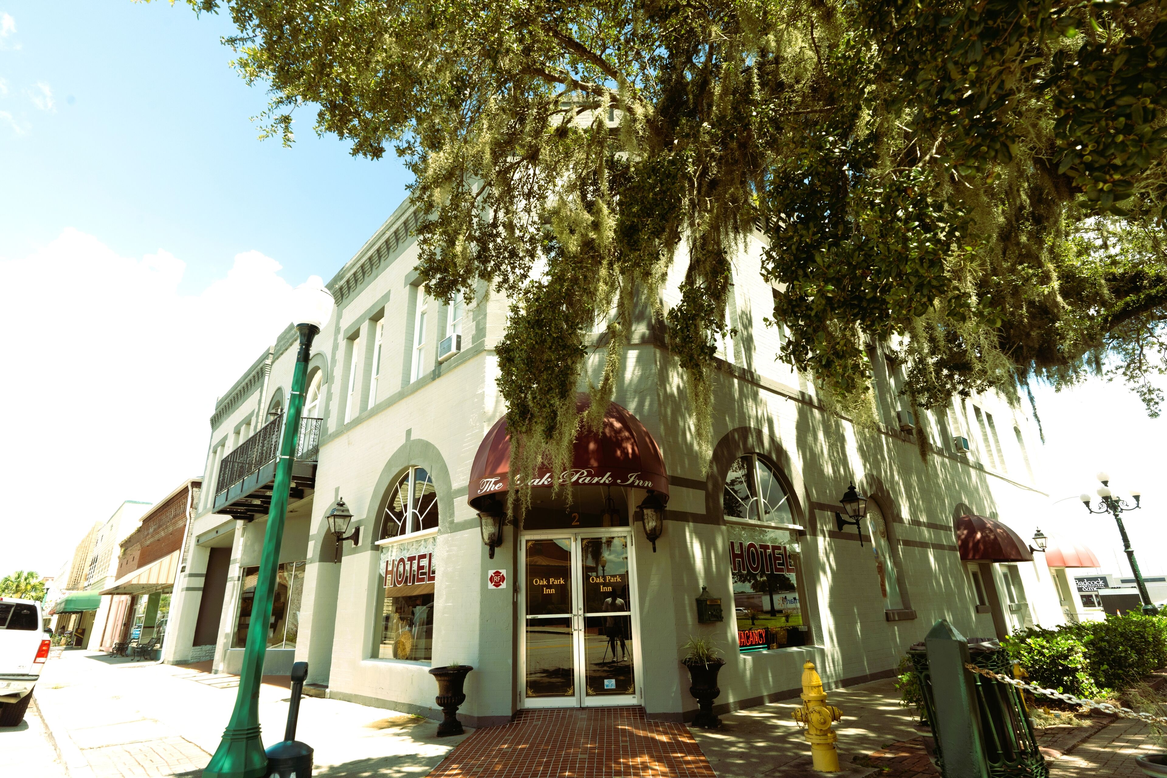 Oak Park Inn