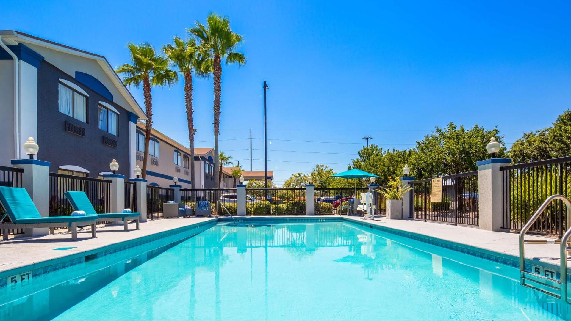Best Western Mayport Inn & Suites