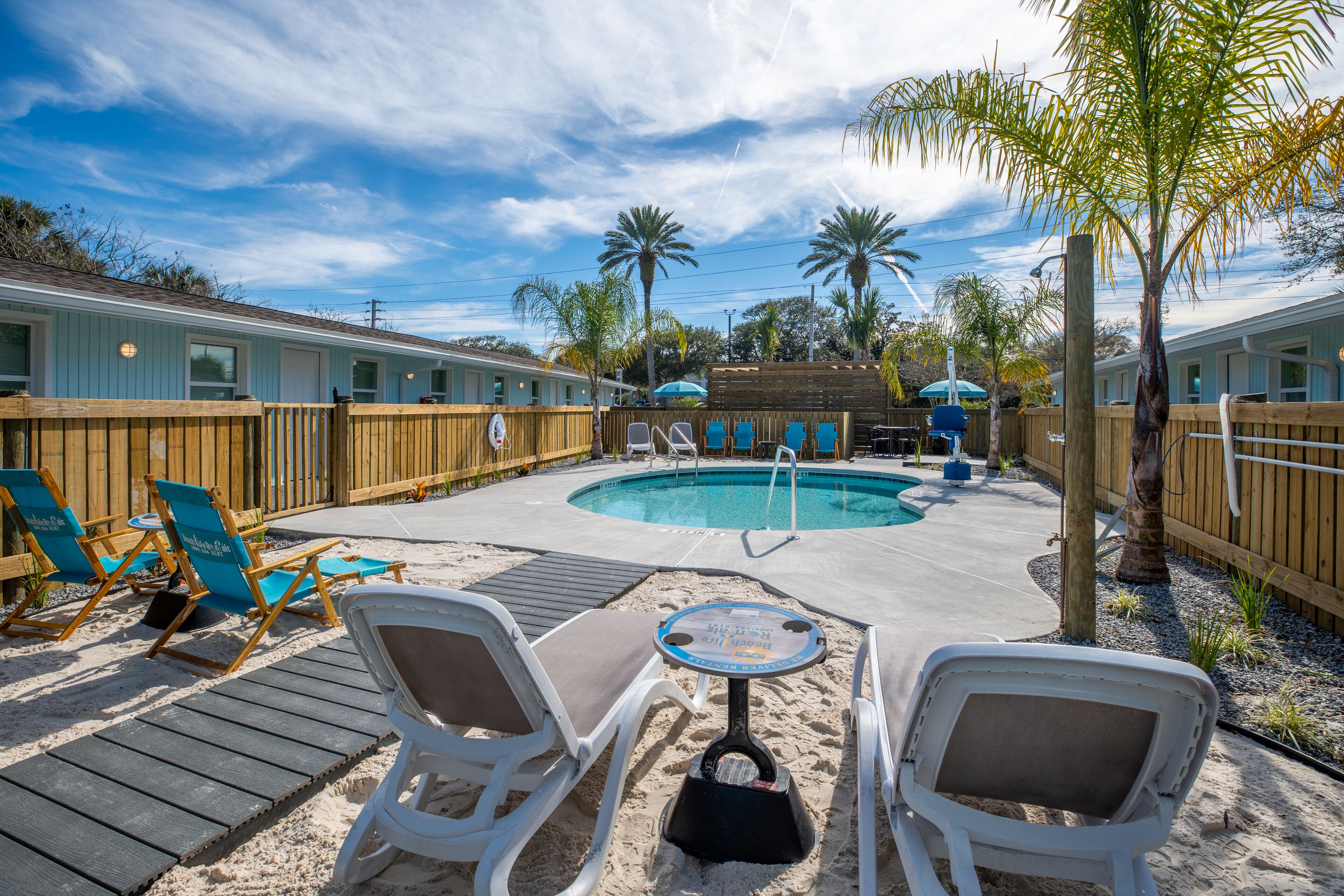 Salt Air Inn & Suites