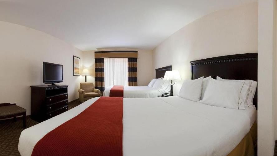 Holiday Inn Express & Suites Bartow
