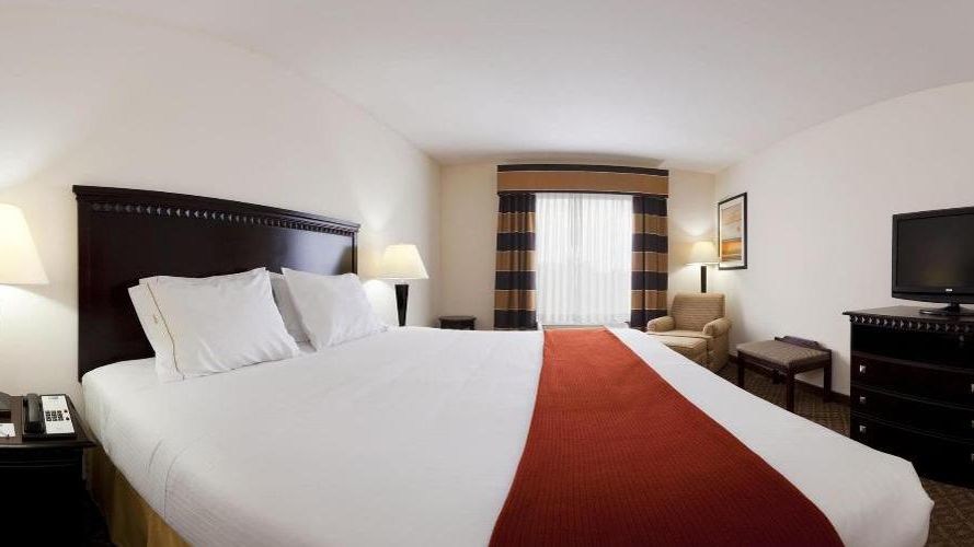 Holiday Inn Express & Suites Bartow