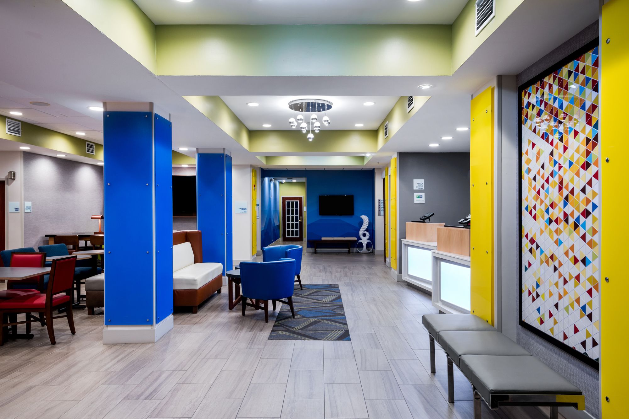 Holiday Inn Express & Suites Bartow