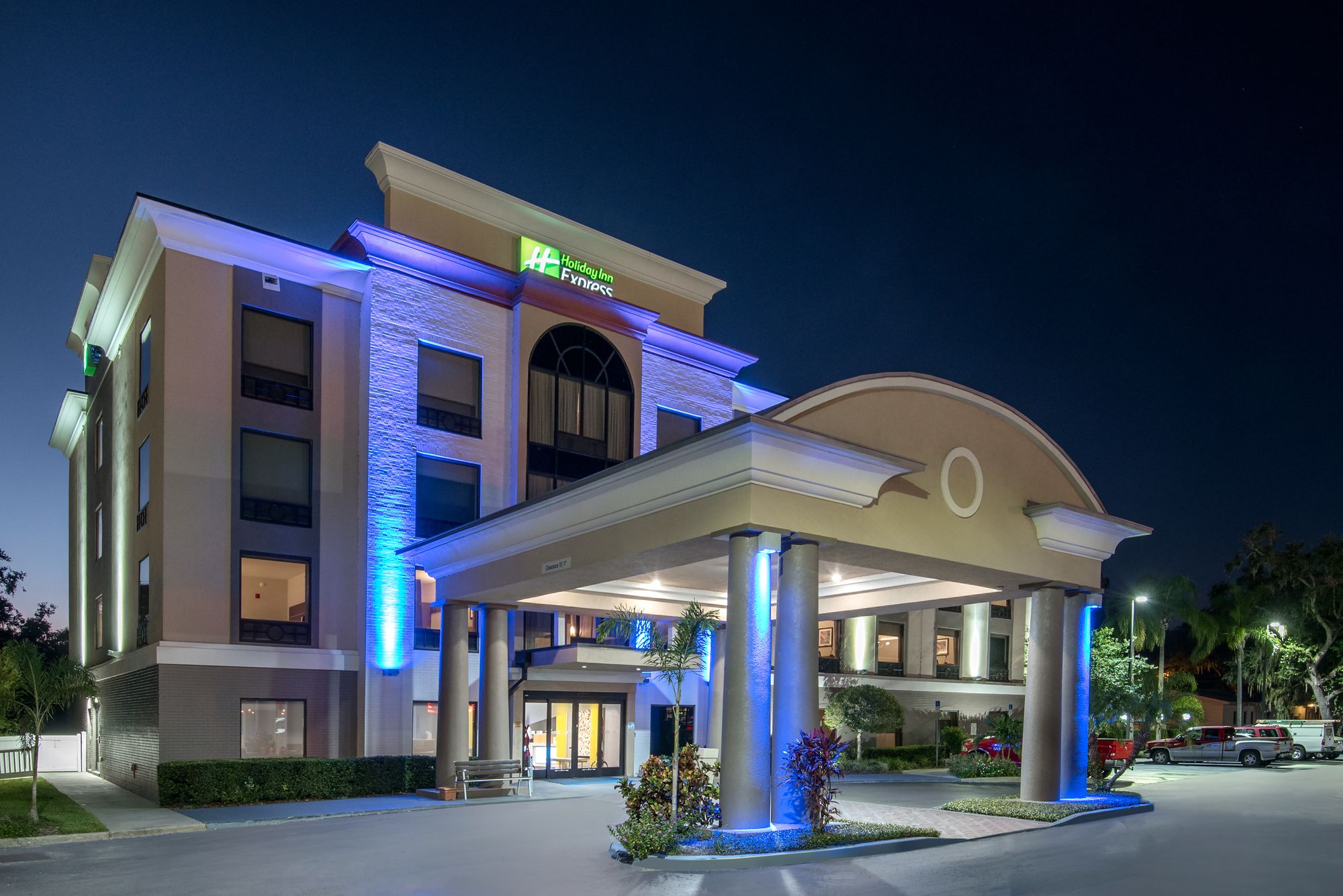 Holiday Inn Express & Suites Bartow