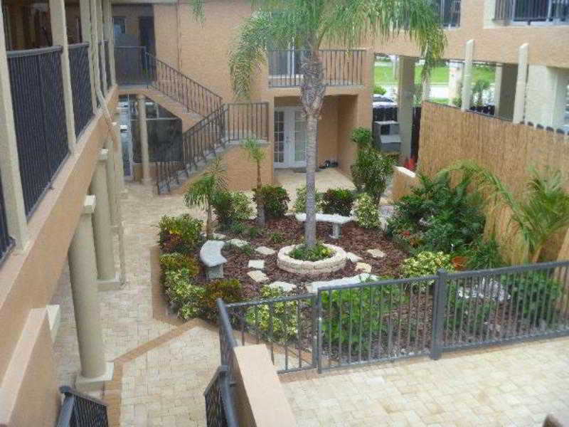 Belleair Beach Club