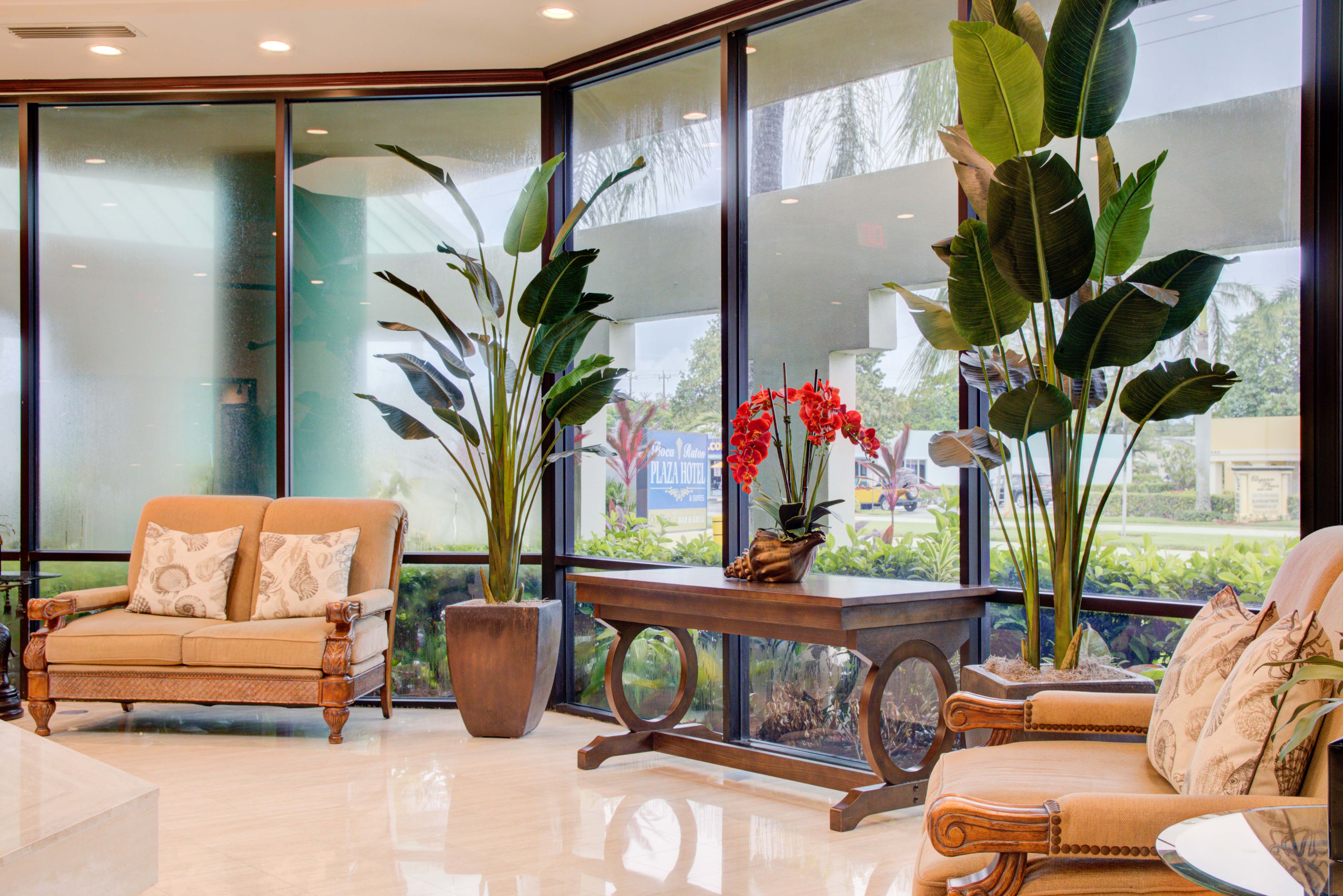 Boca Raton Plaza Hotel & Suites