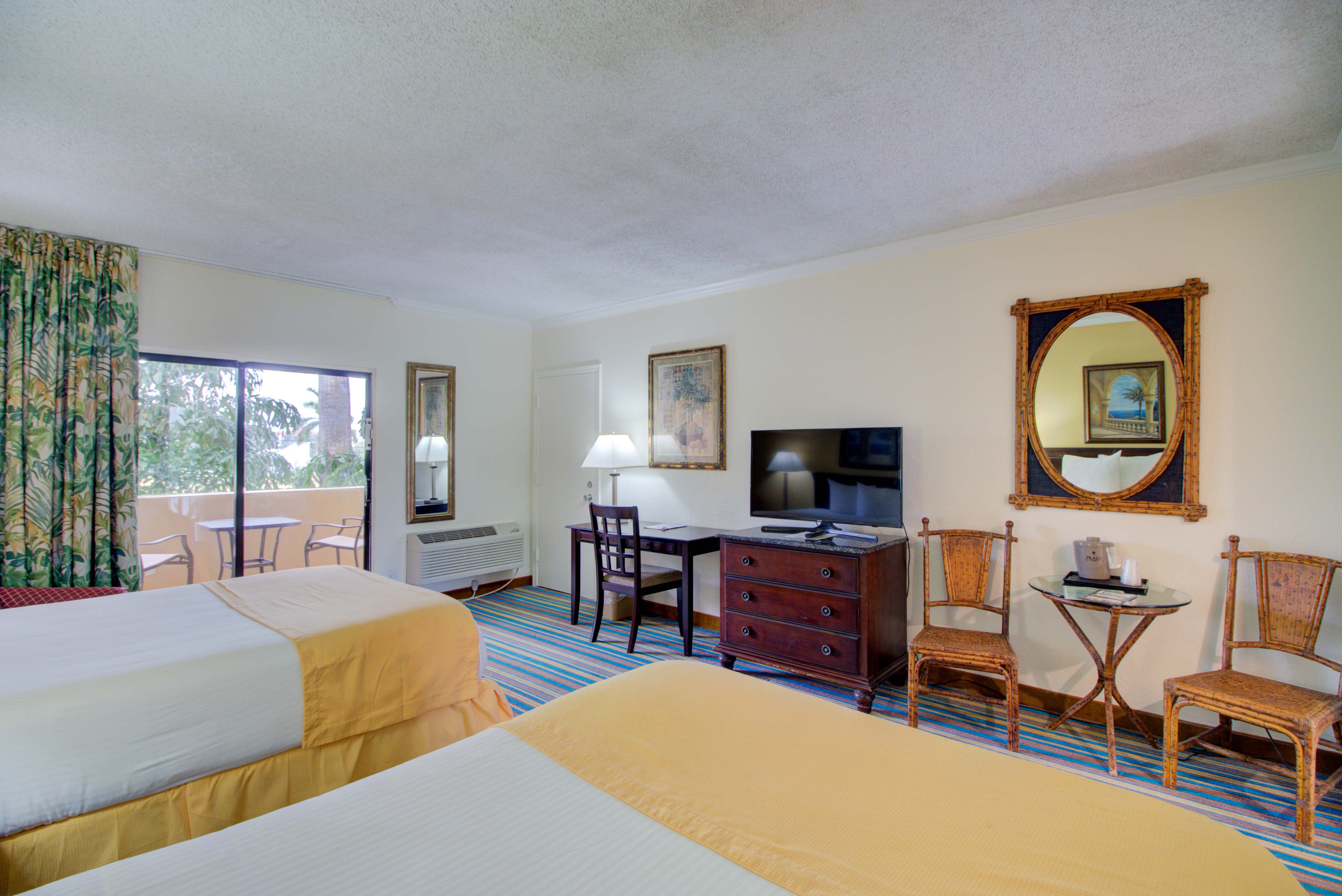 Boca Raton Plaza Hotel & Suites