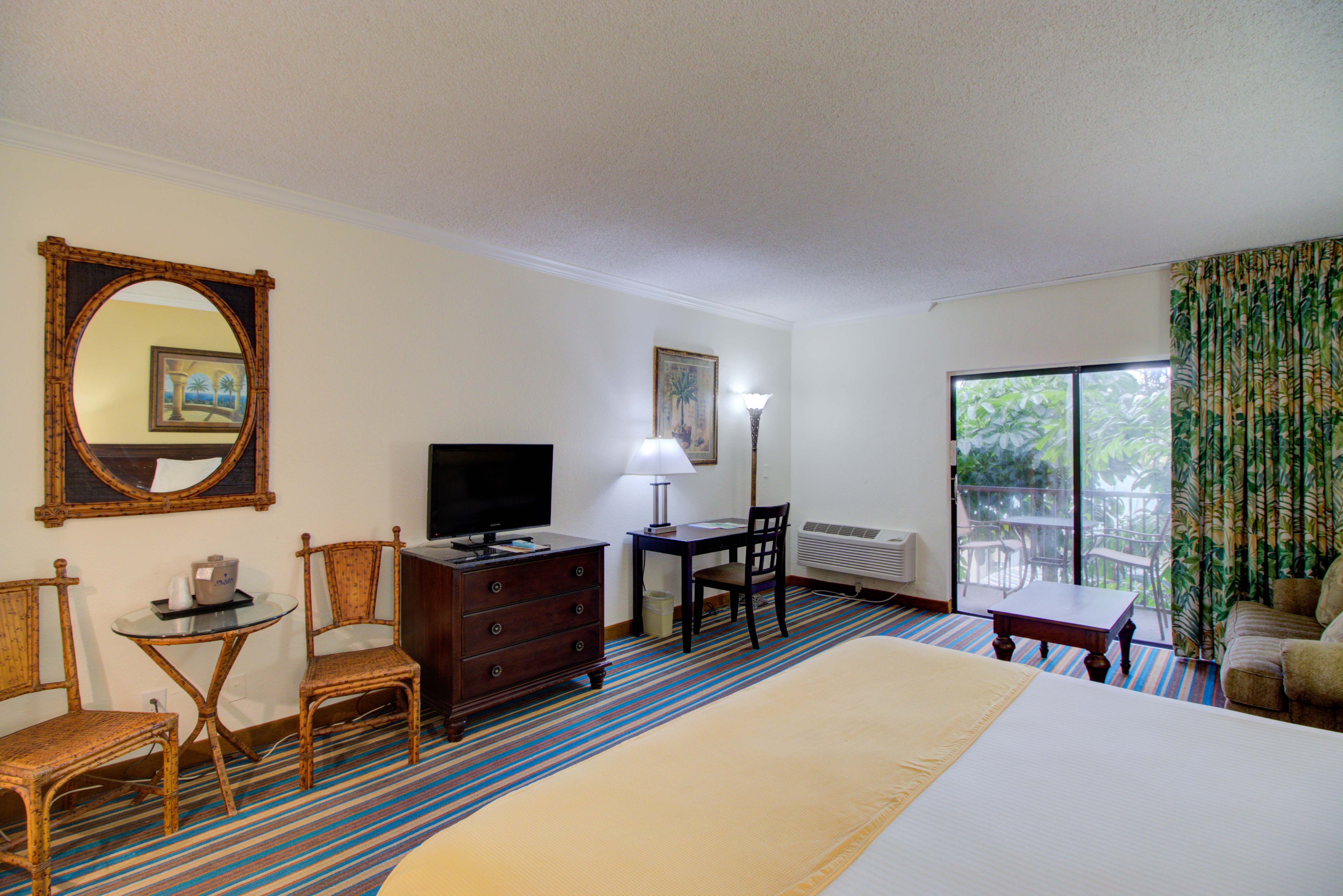 Boca Raton Plaza Hotel & Suites