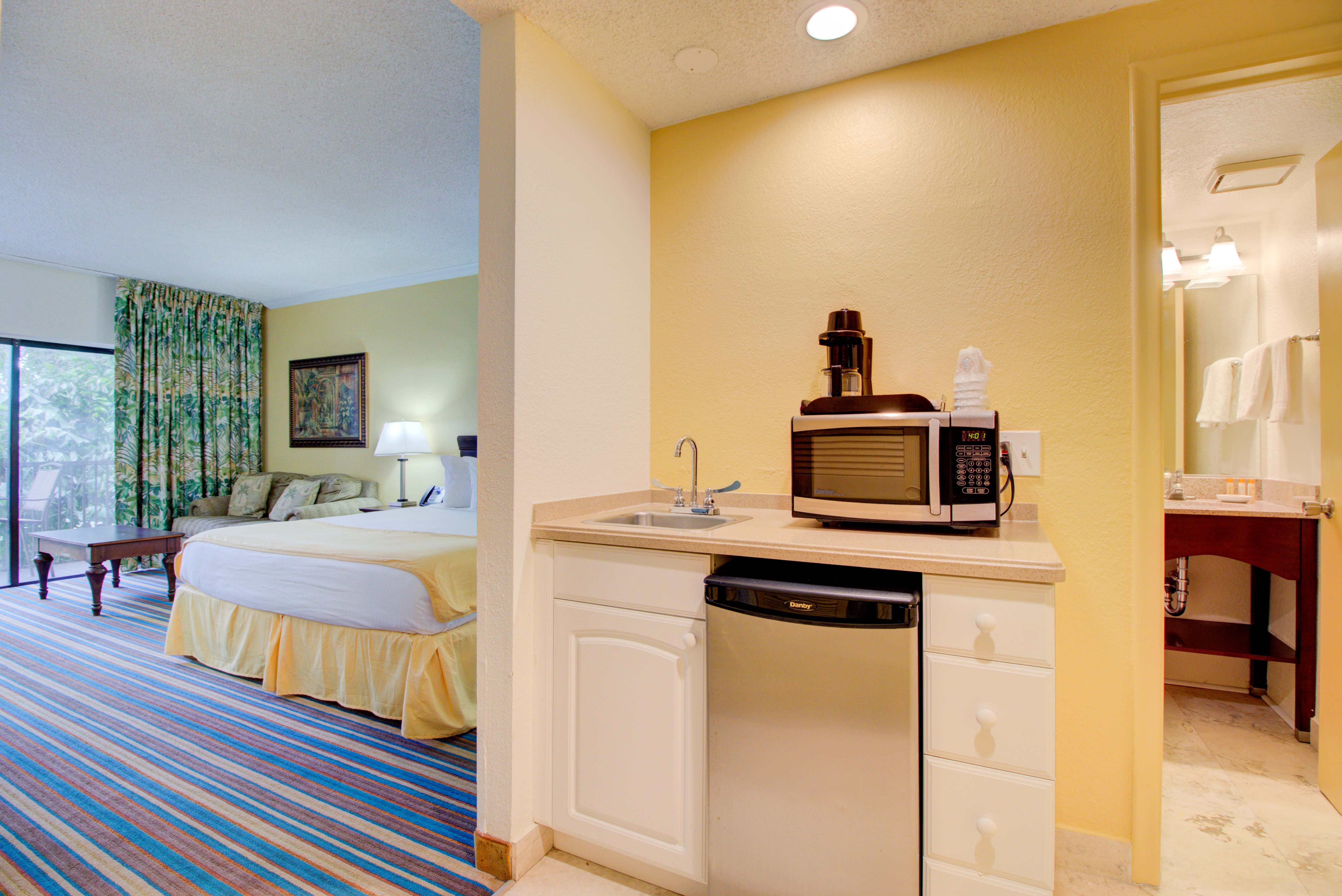 Boca Raton Plaza Hotel & Suites