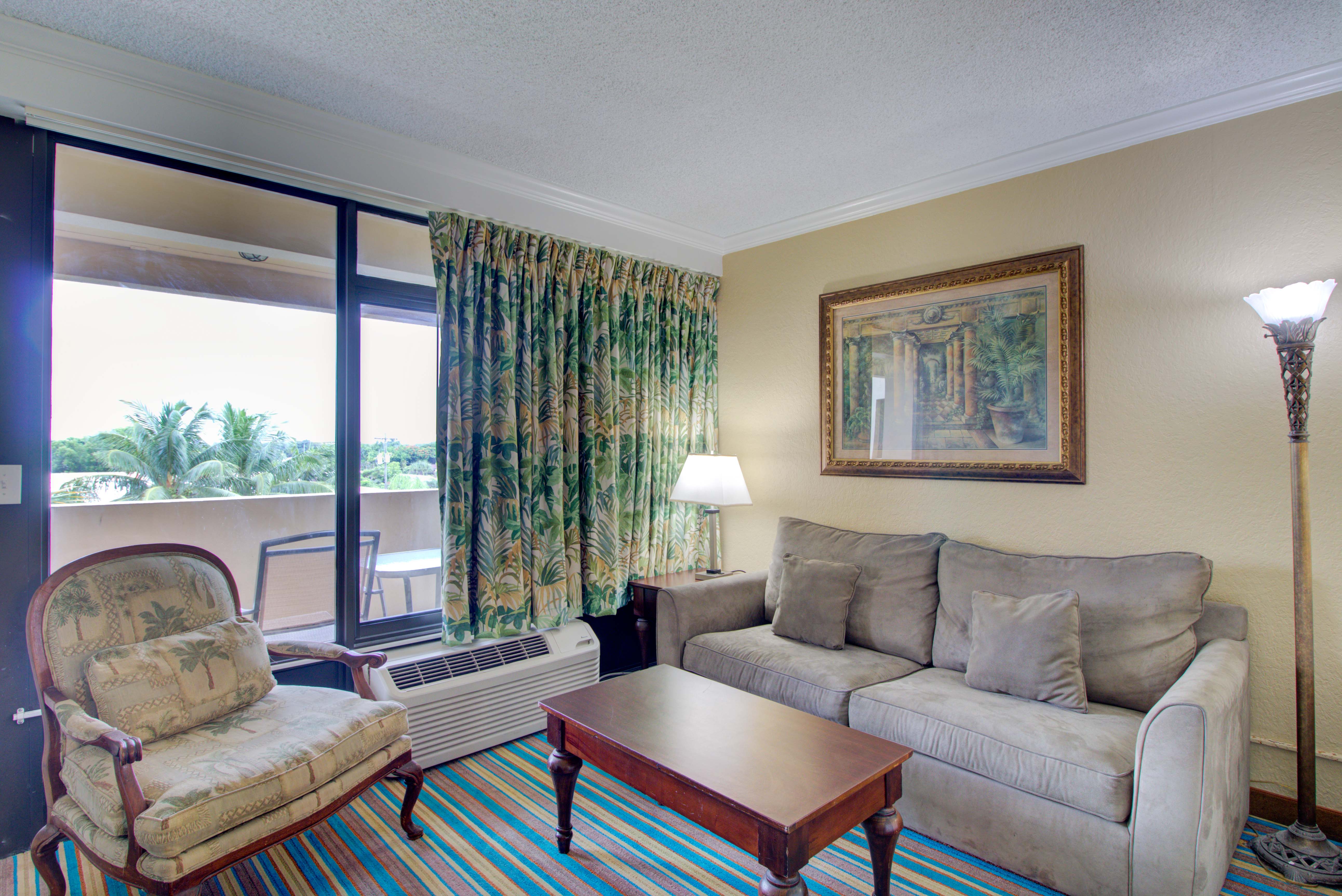 Boca Raton Plaza Hotel & Suites