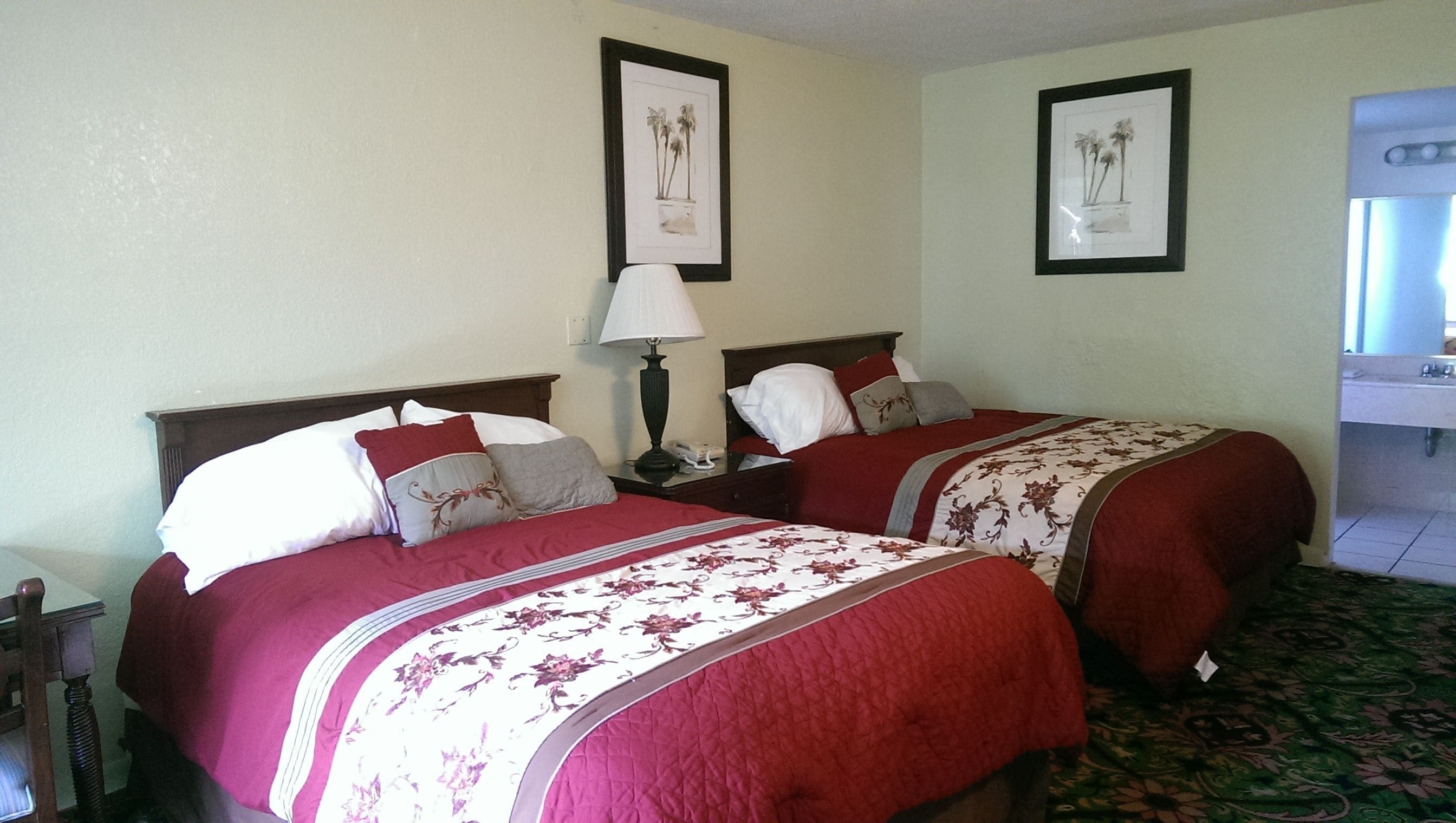 Boca Raton's Boca Inn