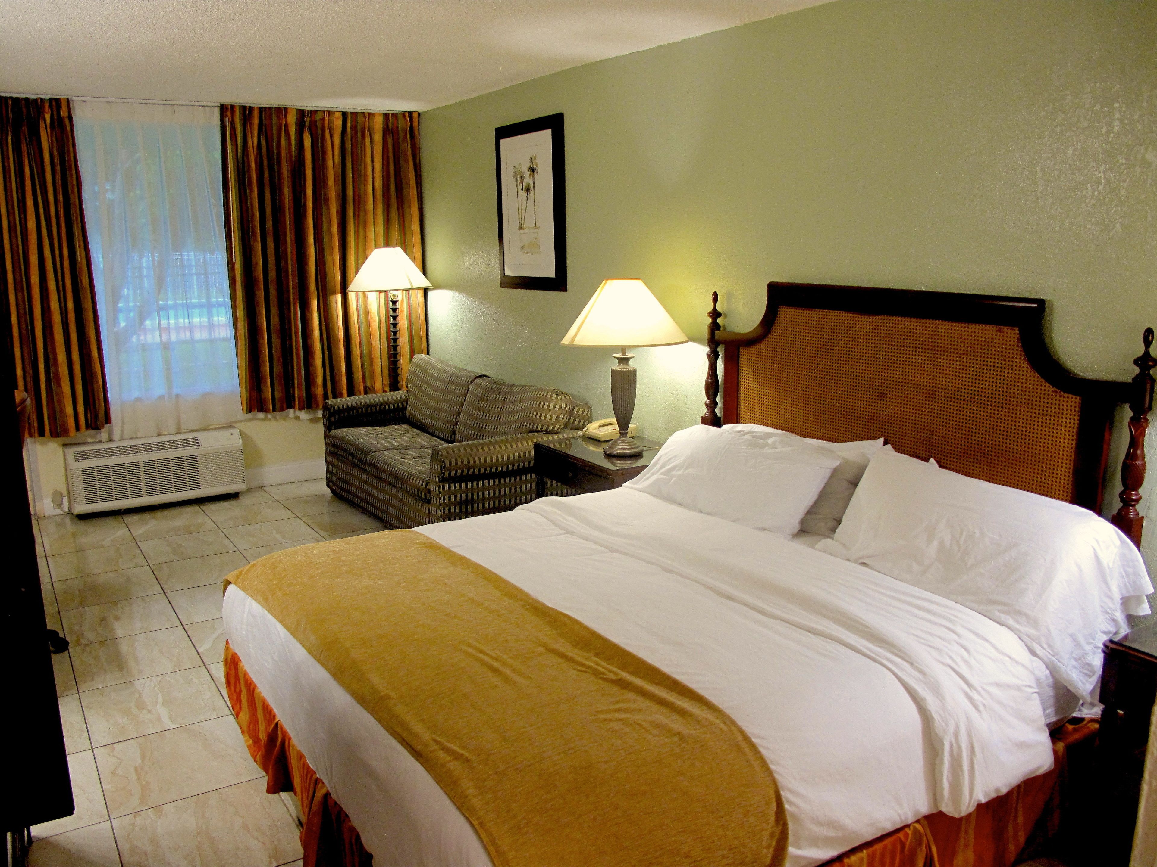 Boca Raton's Boca Inn