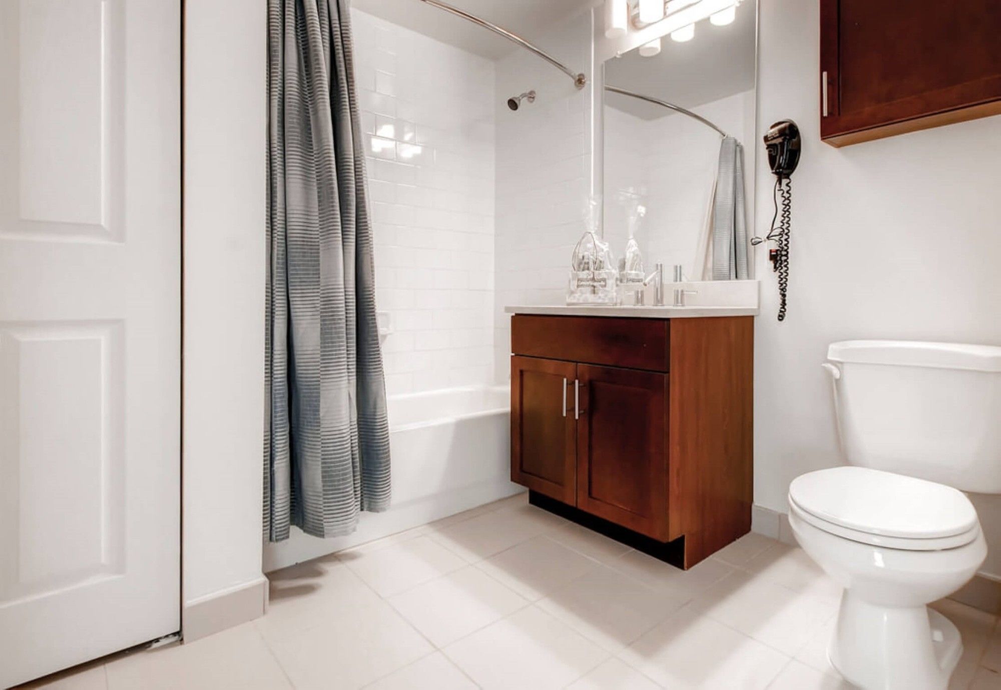 Global Luxury Suites in Boca Raton