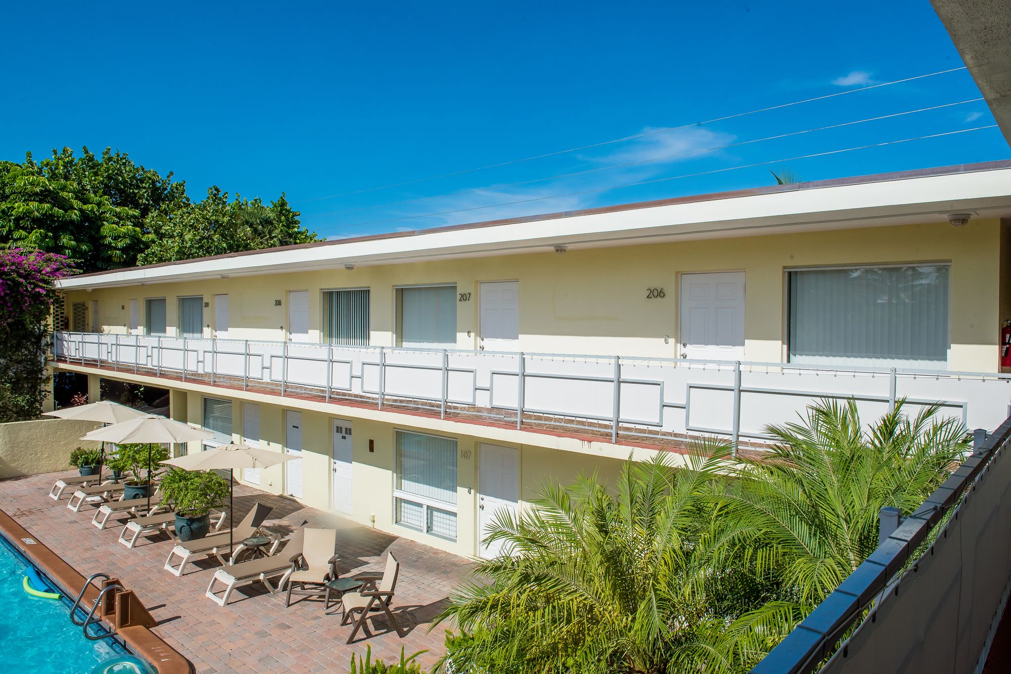 Ocean Lodge