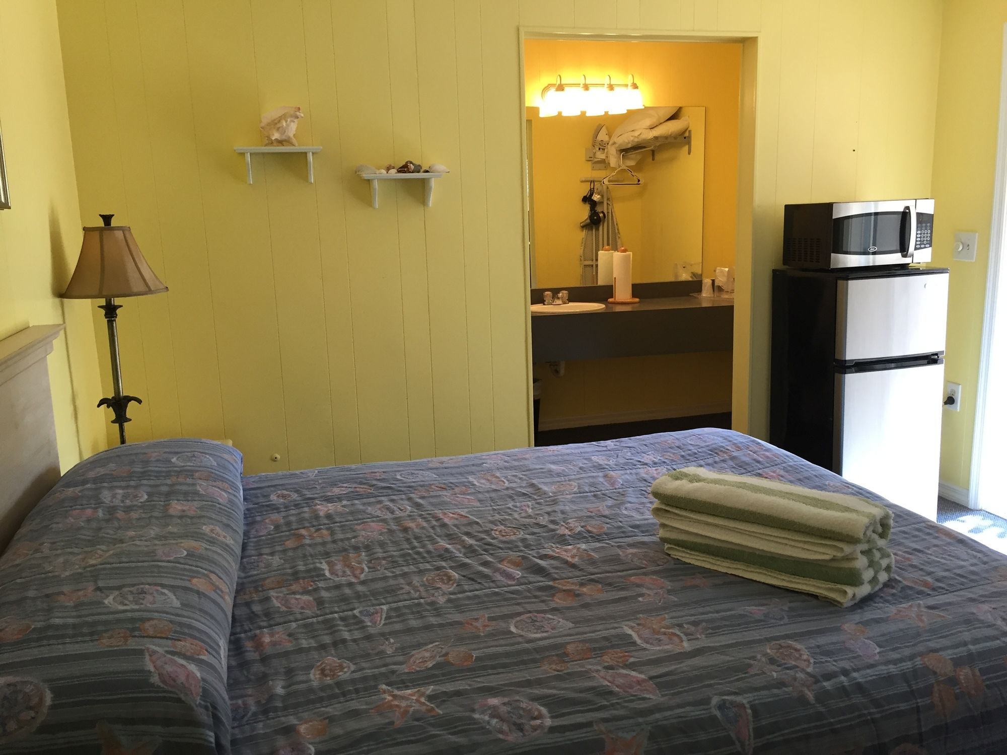 Bonita Beach Inn and Suites