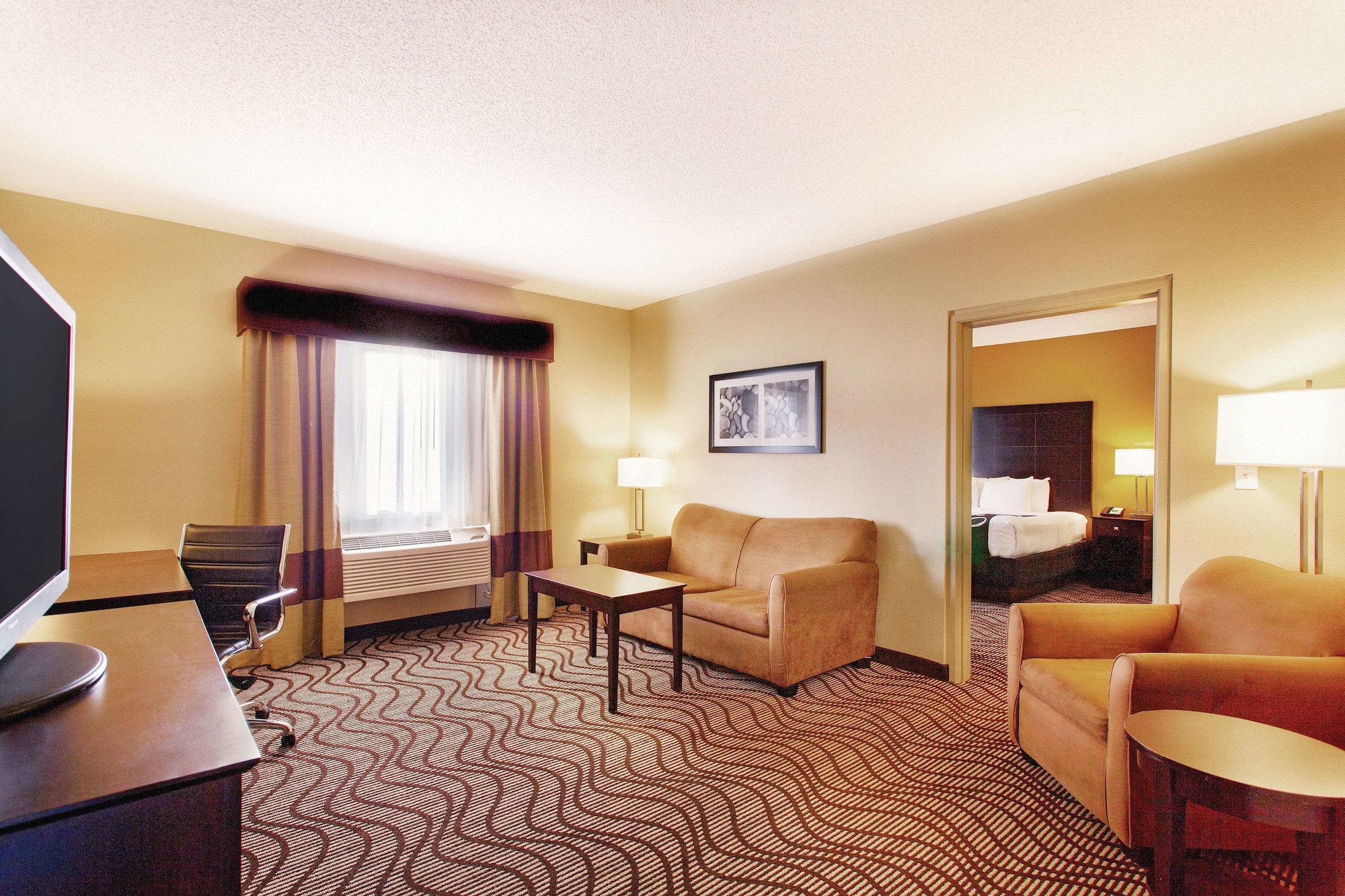 La Quinta Inn & Suites by Wyndham Bonita Springs Naples N.