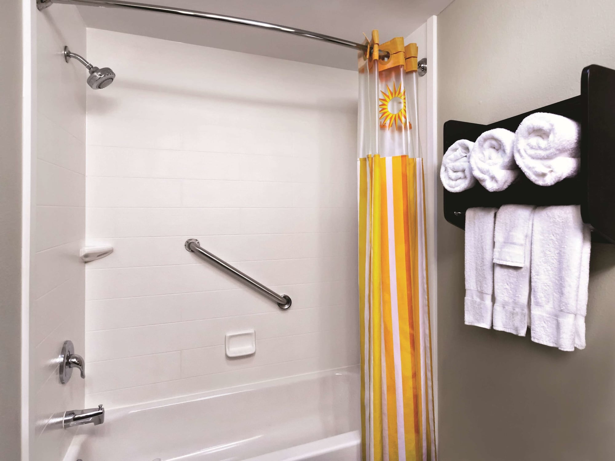 La Quinta Inn & Suites by Wyndham Bonita Springs Naples N.