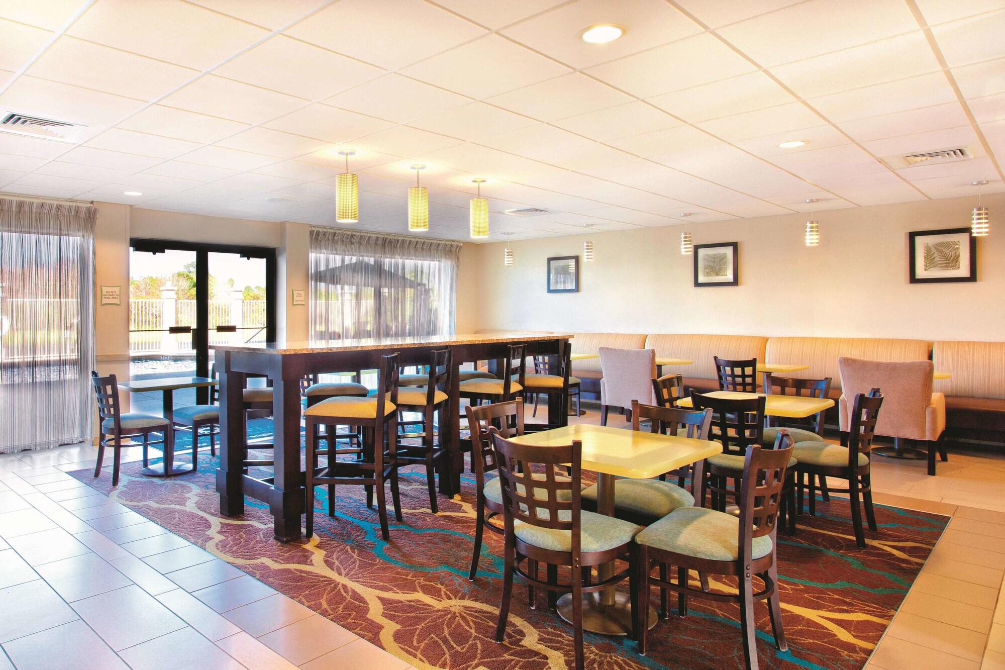 La Quinta Inn & Suites by Wyndham Bonita Springs Naples N.