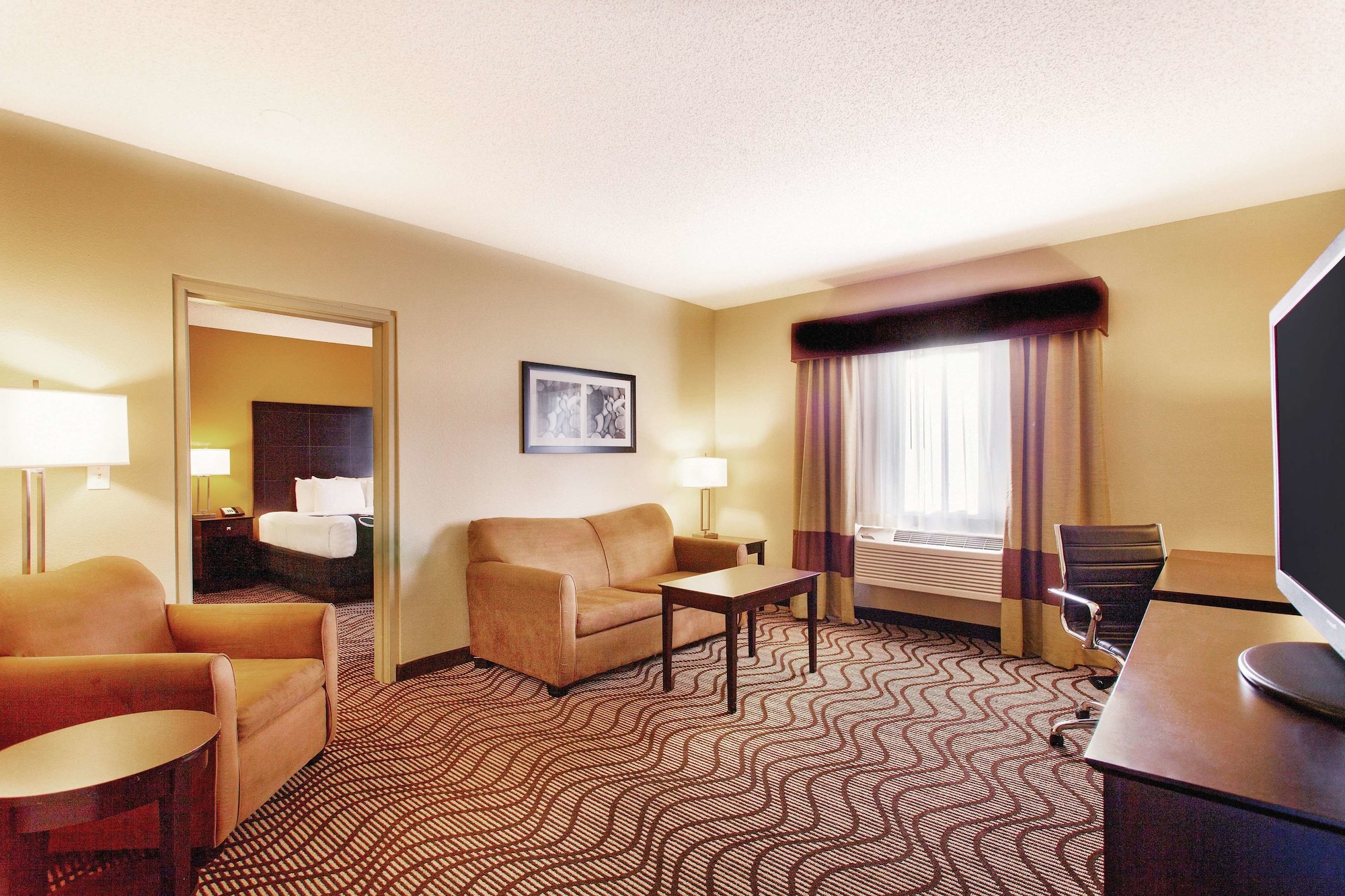 La Quinta Inn & Suites by Wyndham Bonita Springs Naples N.
