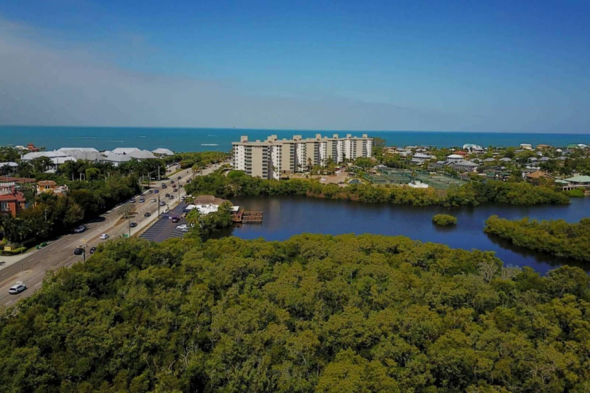 The Beach & Tennis Club