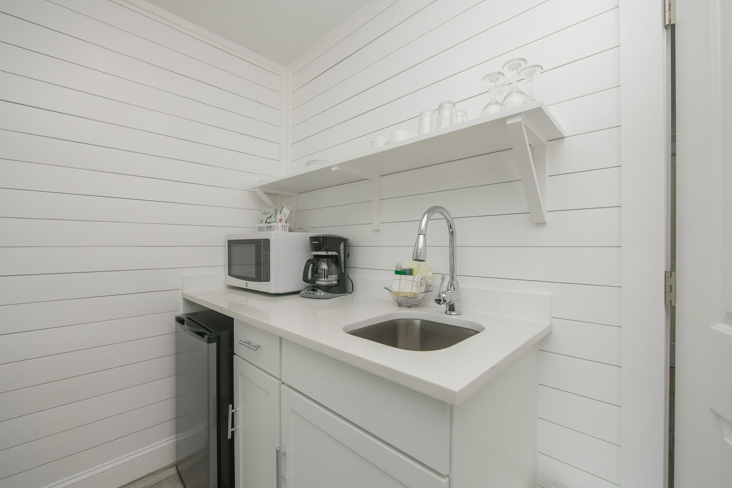 The Retreat At Anna Maria Island Inn