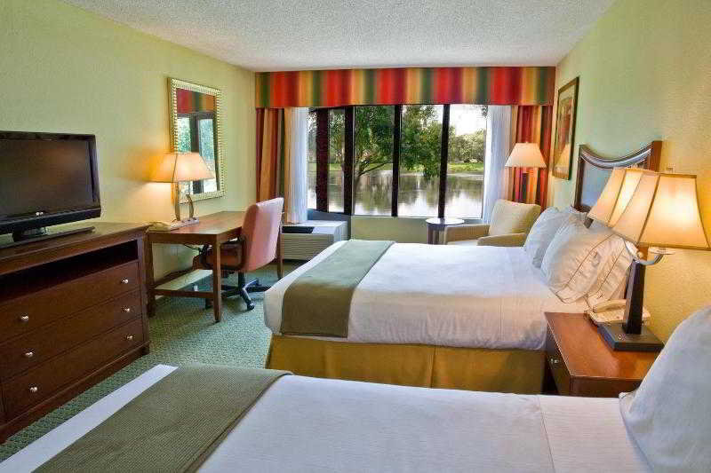 Holiday Inn Express Tampa-Brandon