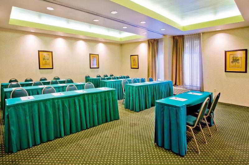 Holiday Inn Express Tampa-Brandon