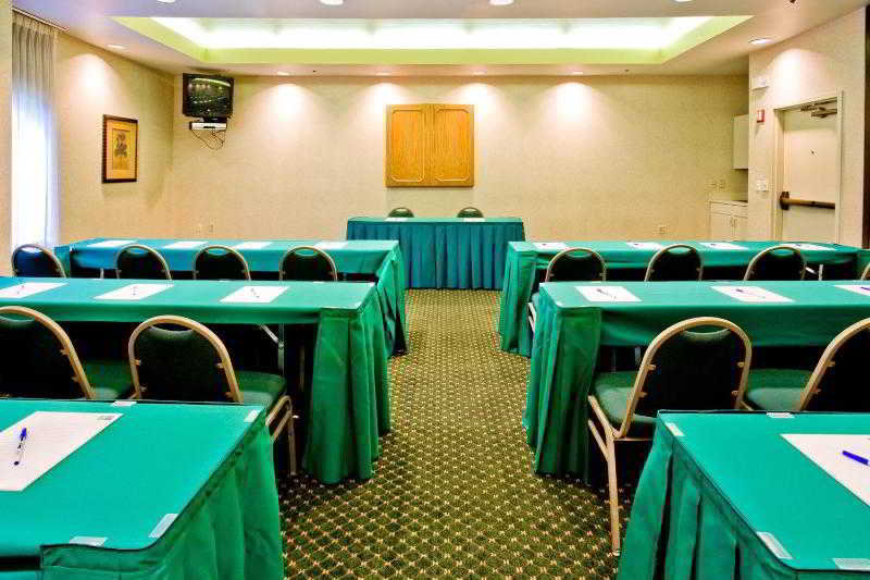 Holiday Inn Express Tampa-Brandon