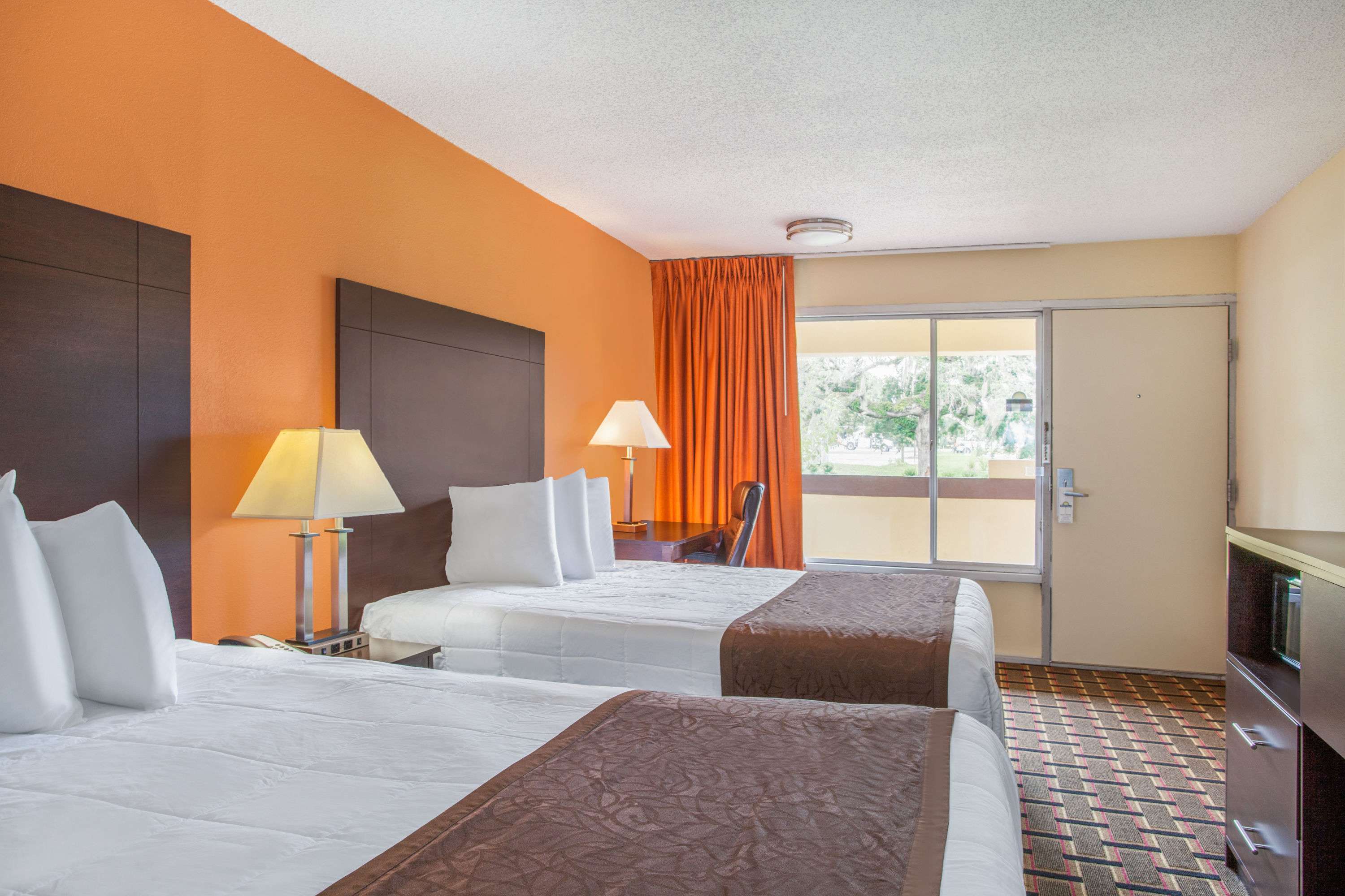 Days Inn by Wyndham Brooksville/Dade City