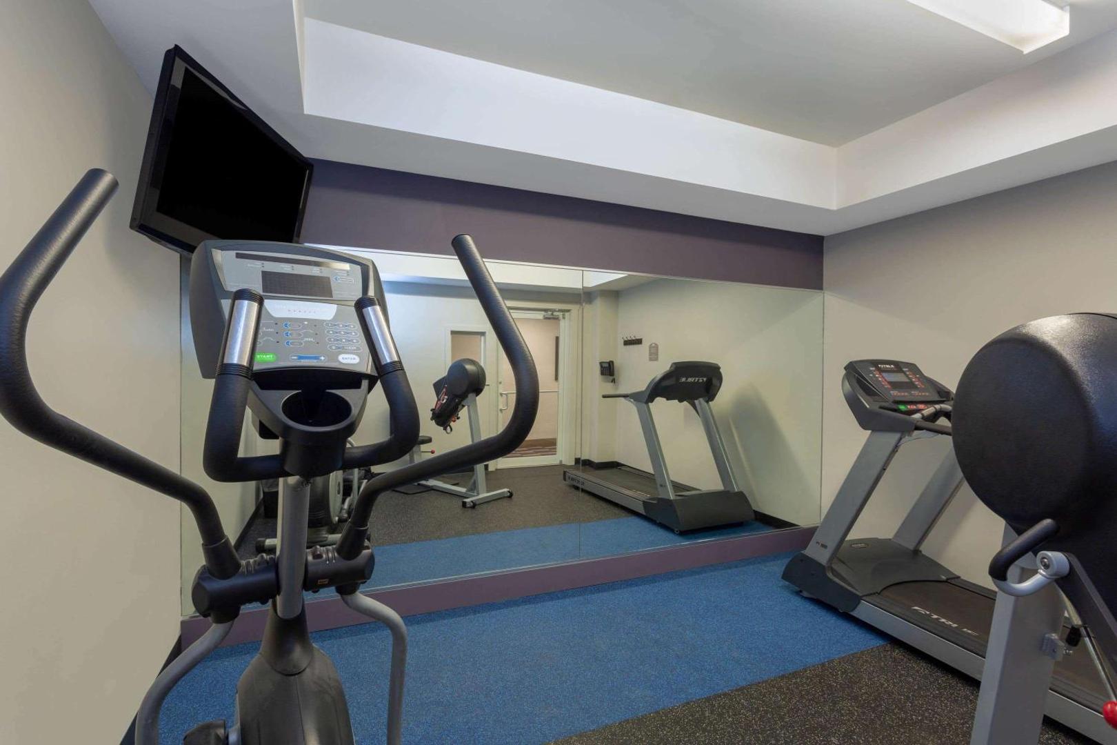 Microtel Inn & Suites by Wyndham Brooksville