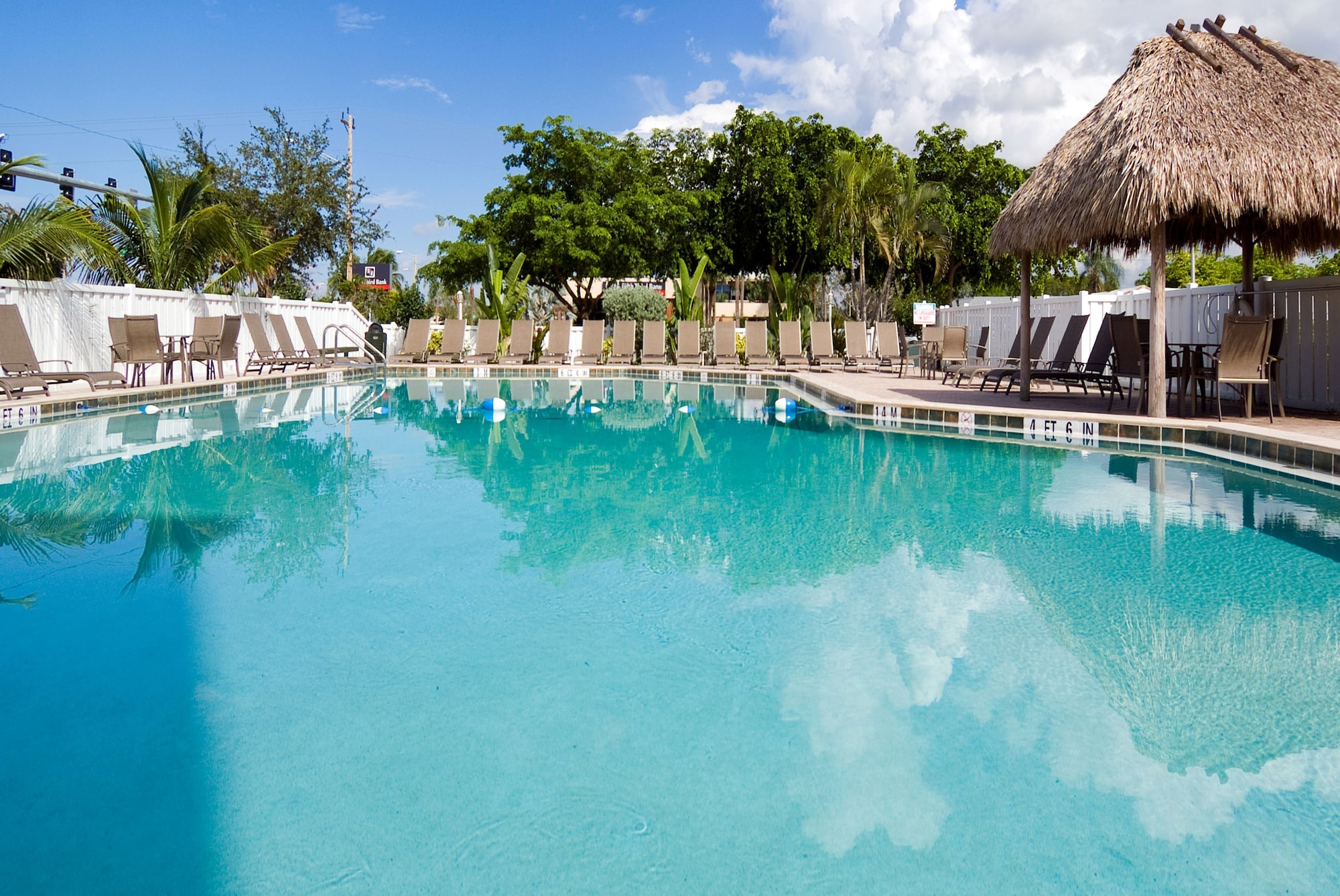 Holiday Inn Express Cape Coral - Fort Myers Area