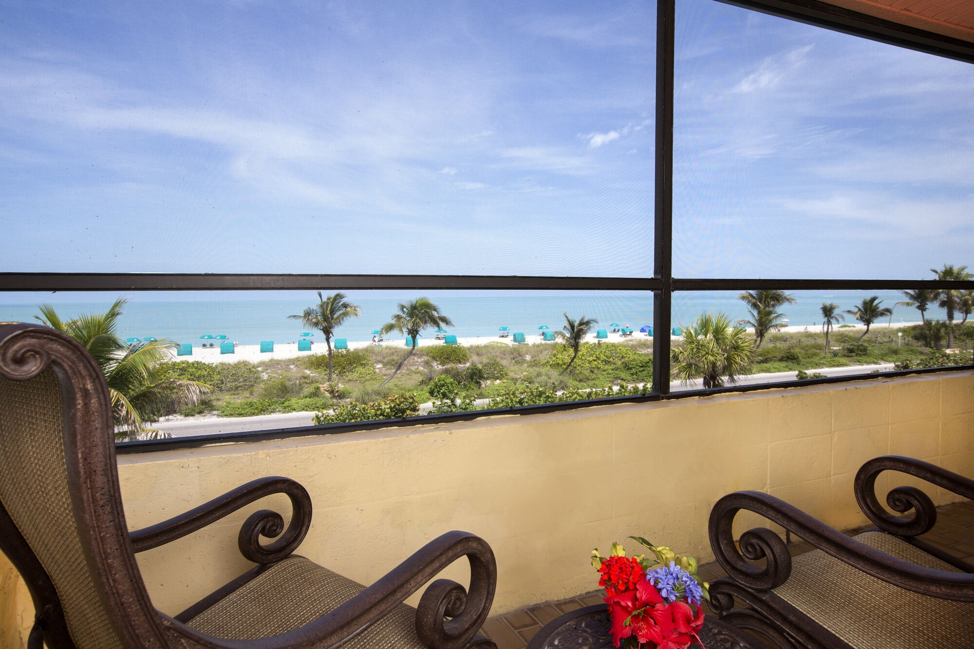 Tween Waters Inn