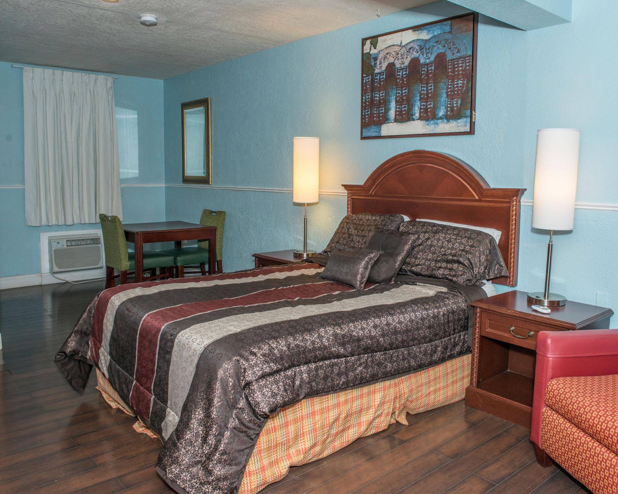 Delux Inn Clearwater