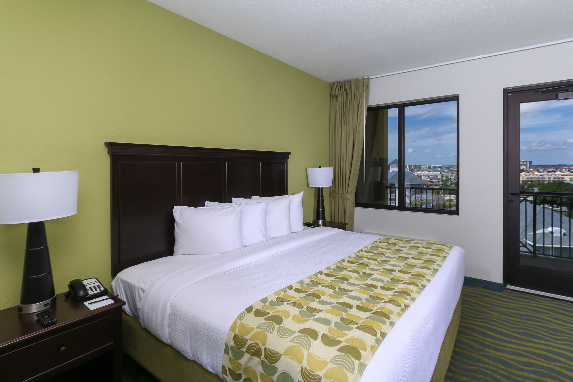 Edge Hotel