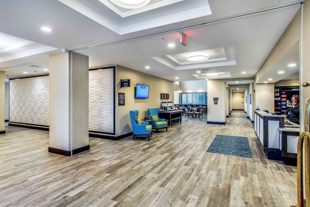 Hampton Inn & Suites Clearwater Beach