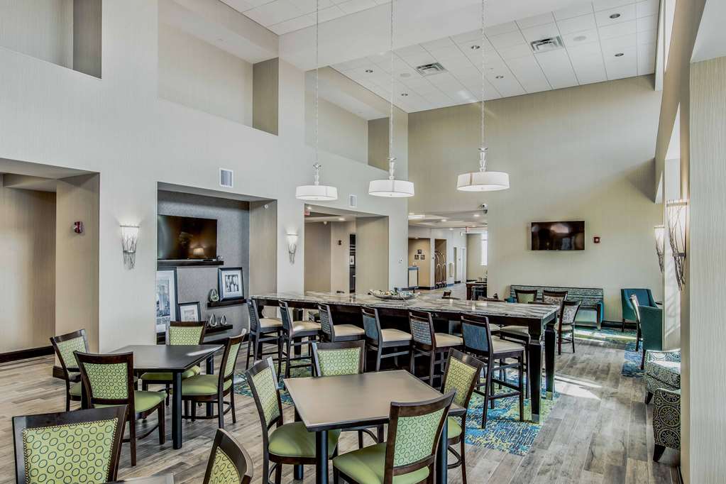 Hampton Inn & Suites Clearwater Beach