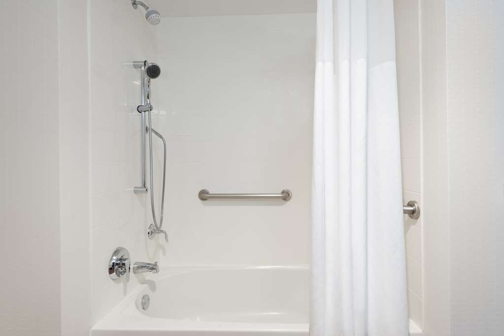 Hampton Inn & Suites Clearwater Beach