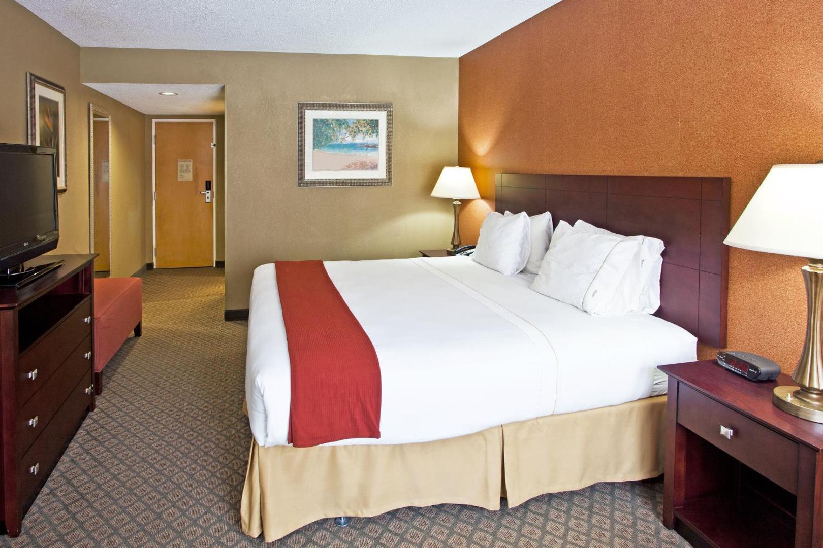 Holiday Inn Express Clearwater East - Icot Center