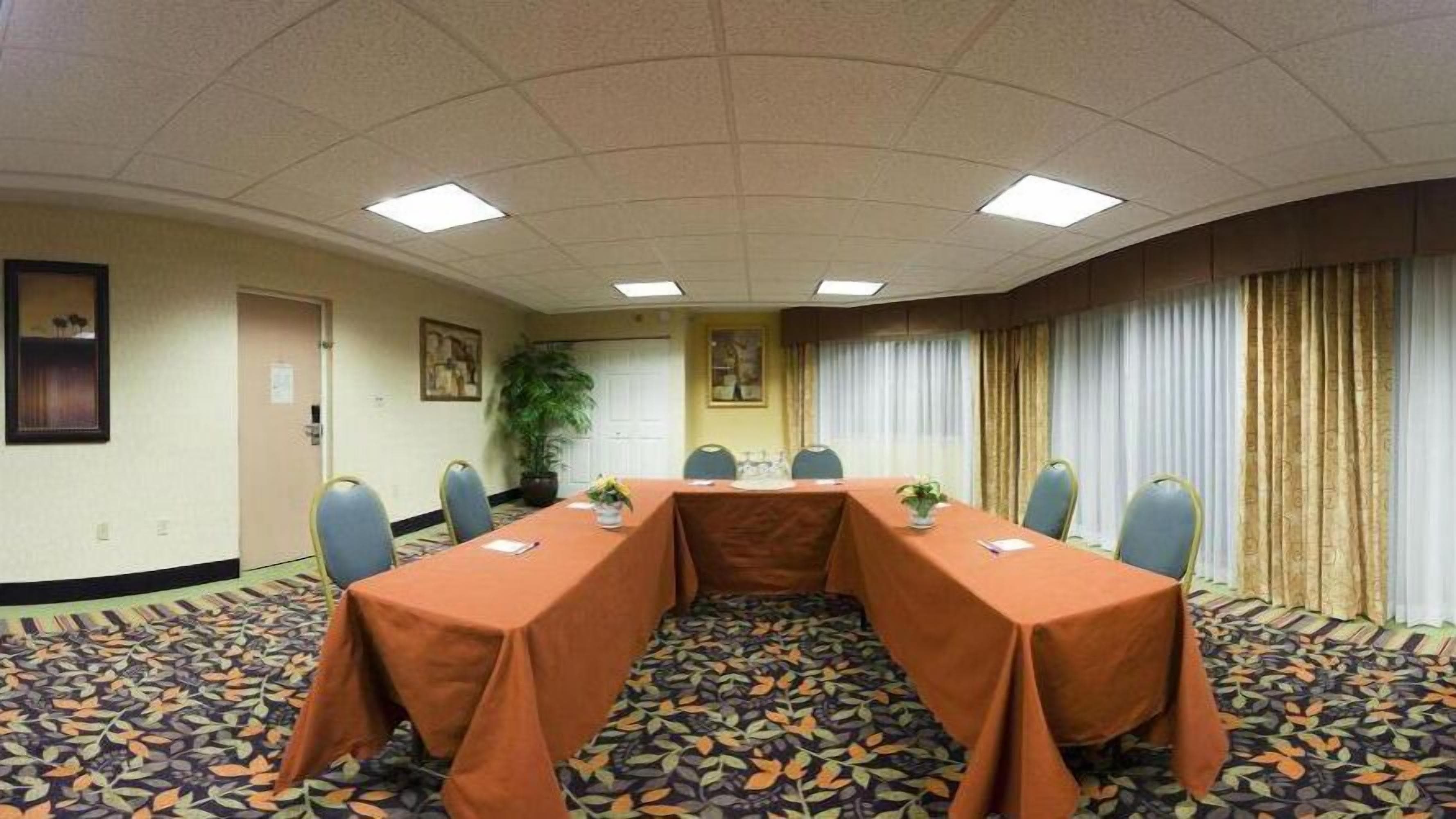Holiday Inn Express Clearwater East - Icot Center
