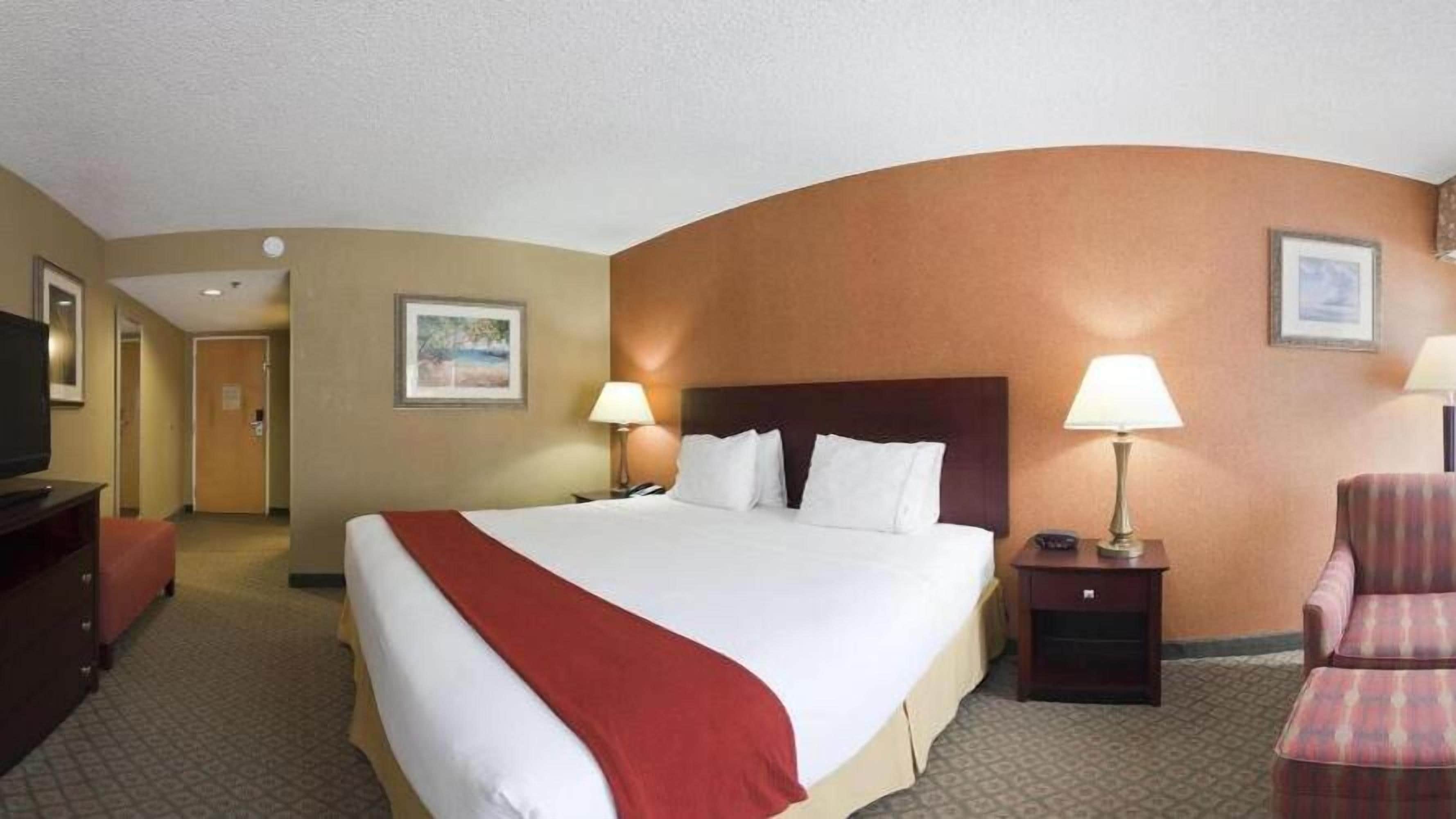 Holiday Inn Express Clearwater East - Icot Center