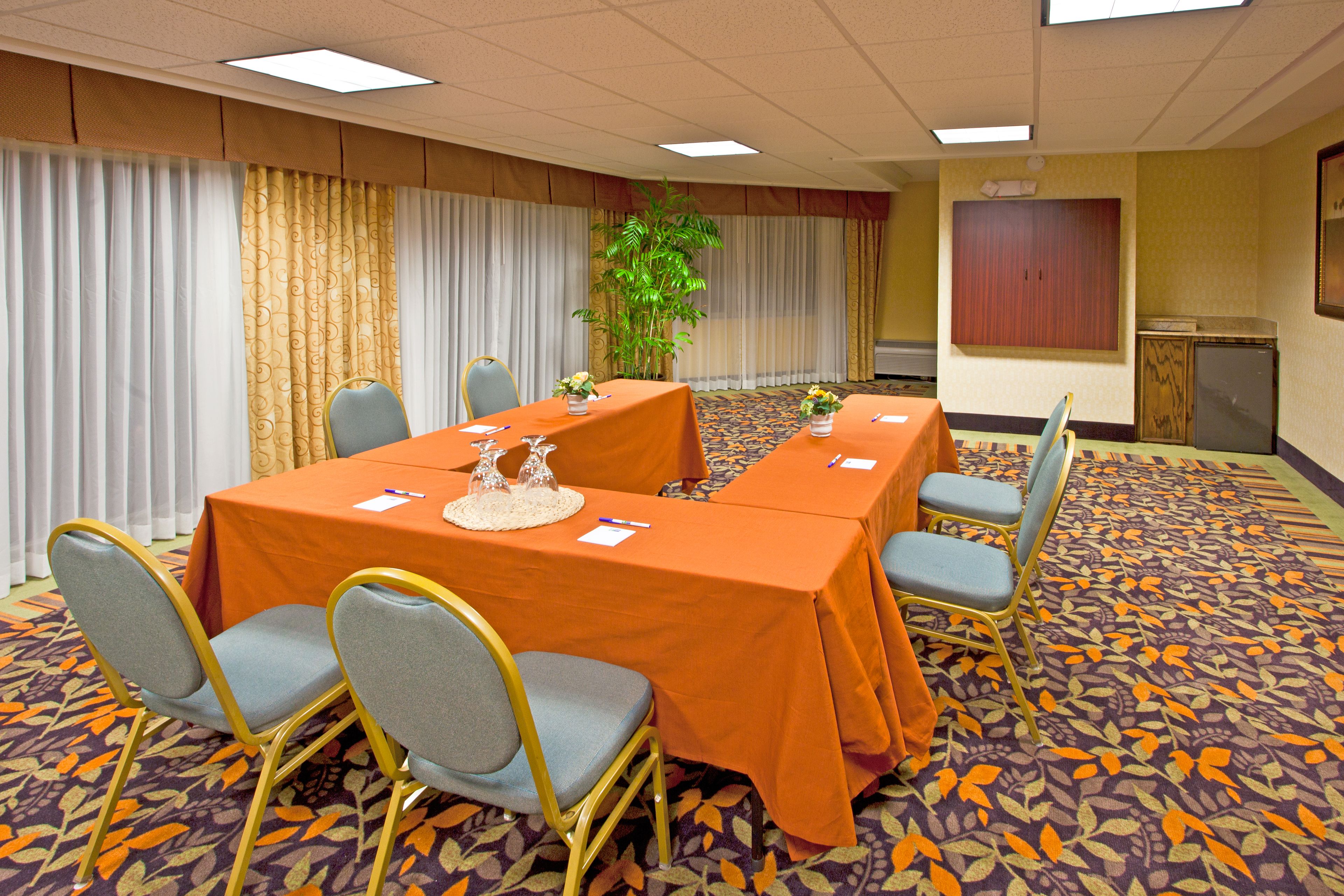 Holiday Inn Express Clearwater East - Icot Center