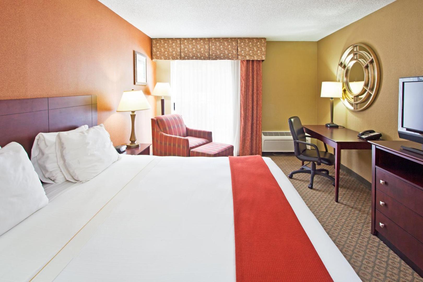 Holiday Inn Express Clearwater East - Icot Center