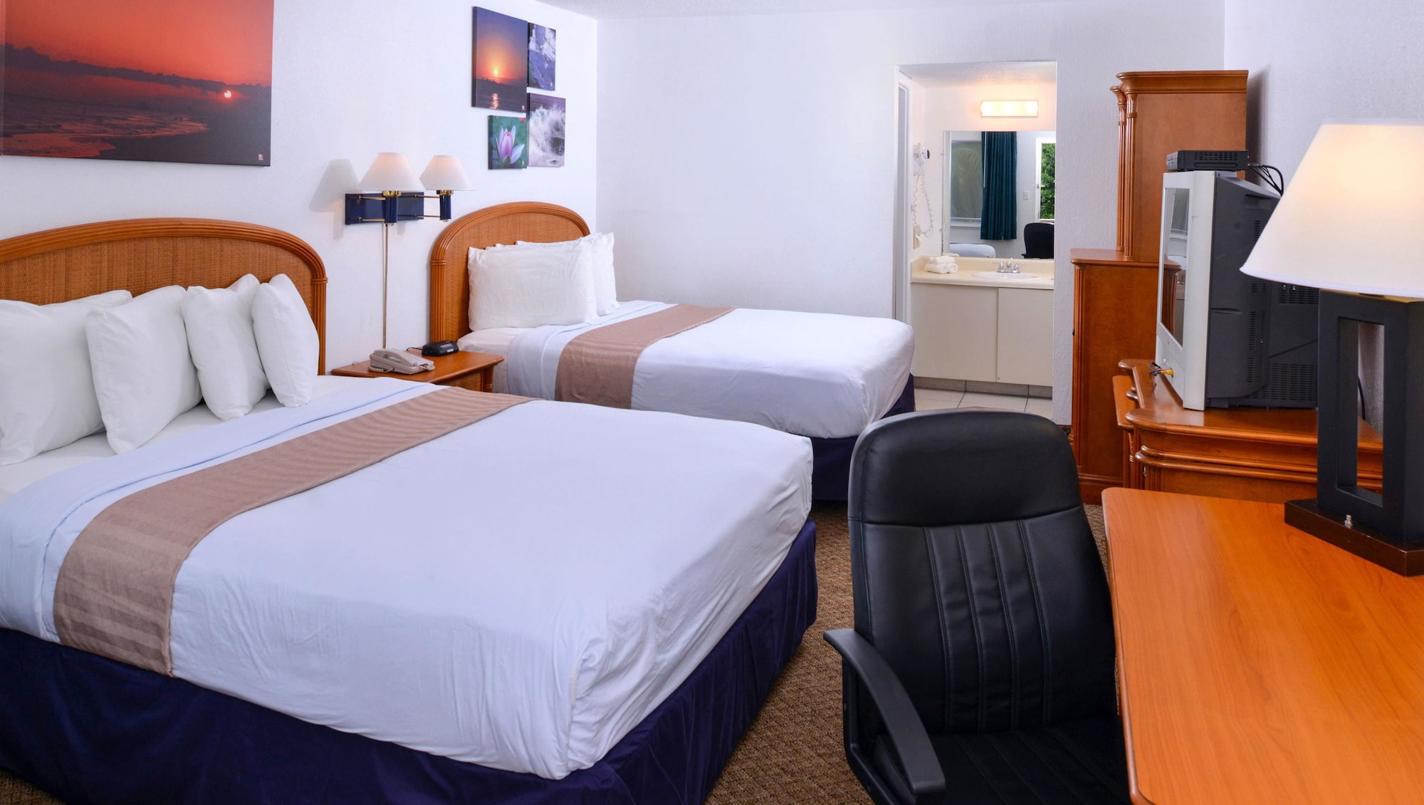 Rodeway Inn Clearwater - Central