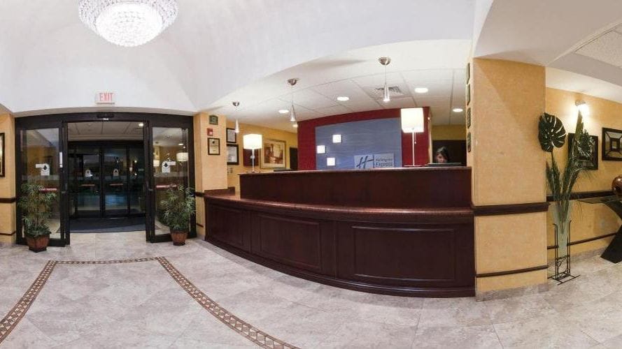 Holiday Inn Express Hotel & Suites Clewiston