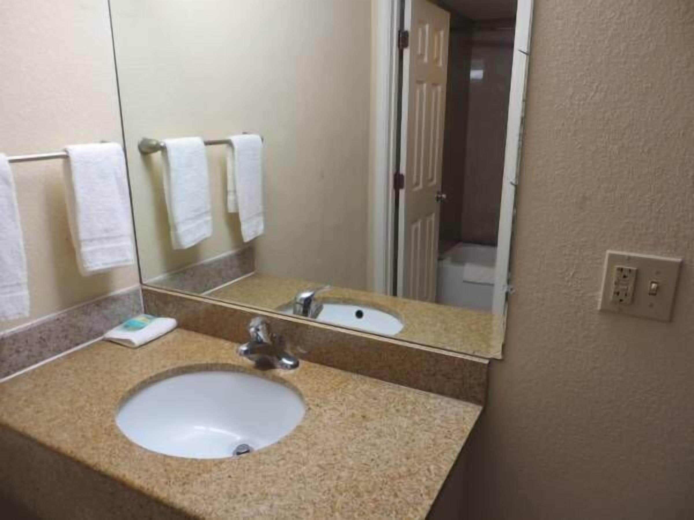 Budget Inn Cocoa I-95