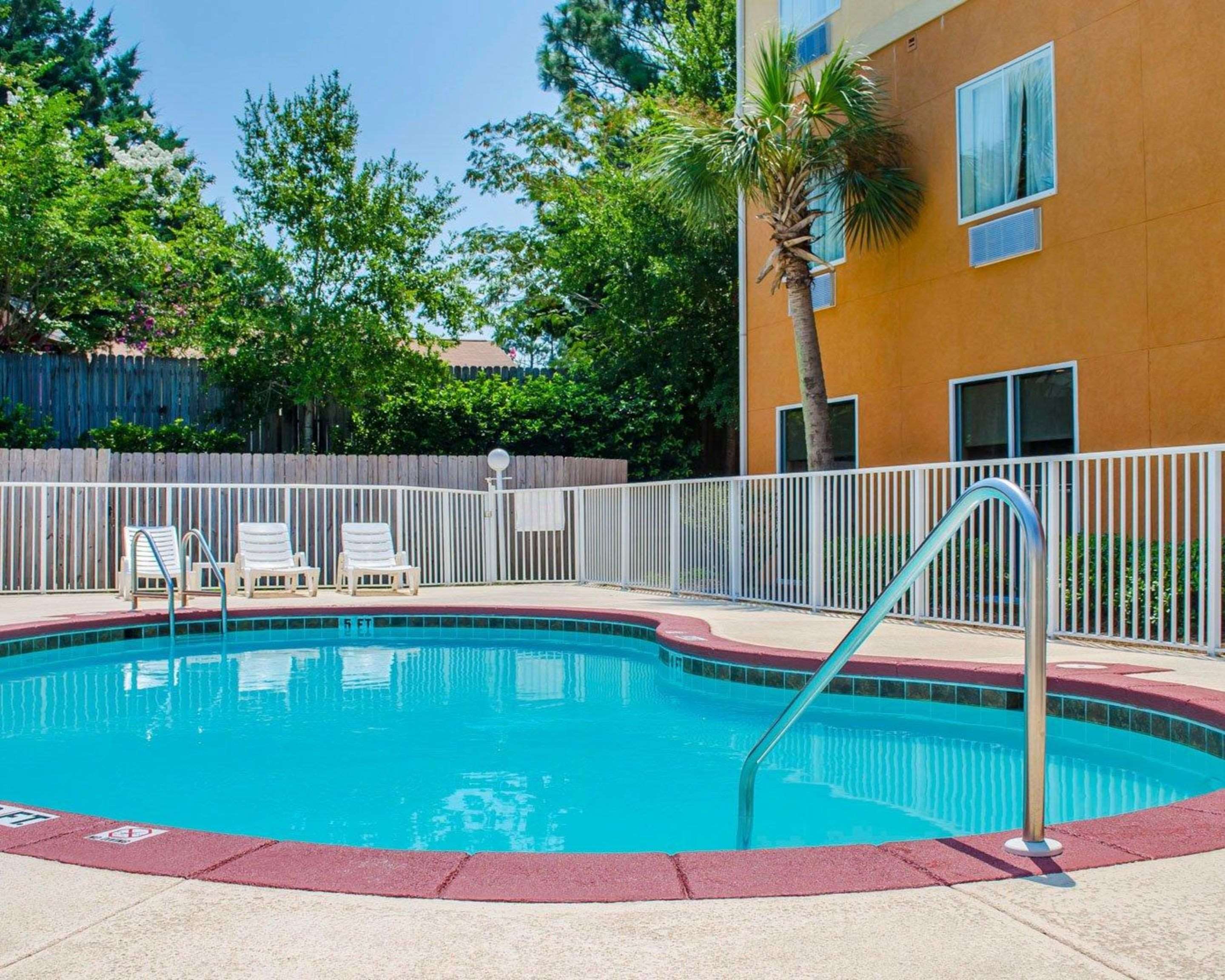 Comfort Inn & Suites Crestview