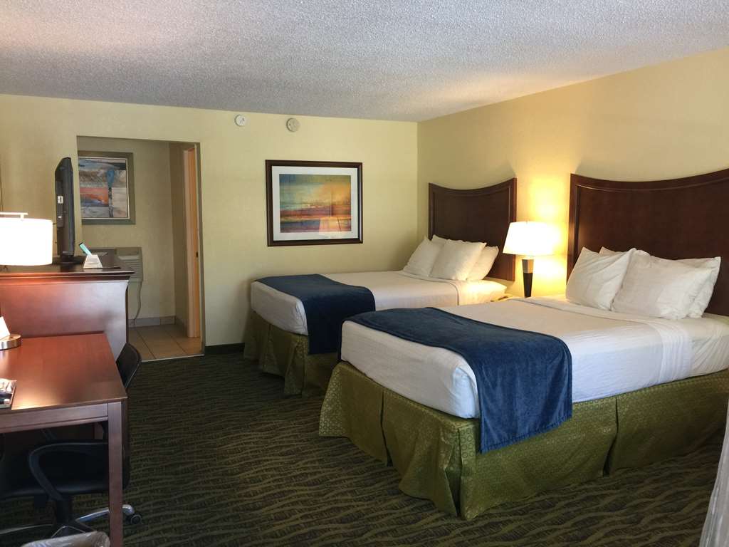 PaddleTail Waterfront Lodge Trademark Collection by Wyndham