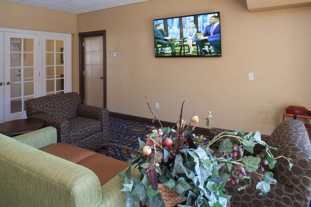 PaddleTail Waterfront Lodge Trademark Collection by Wyndham